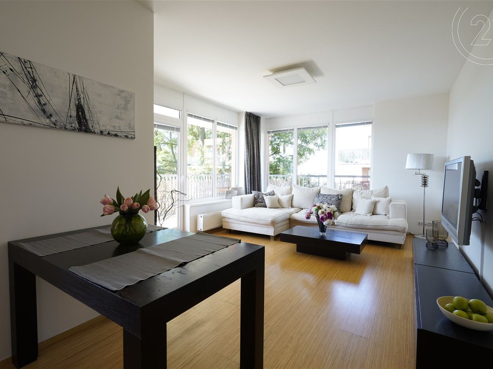 Pronájem bytu 3+kk 112 m², Praha