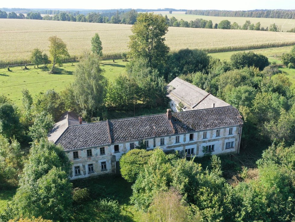 Letecký snímek objektu