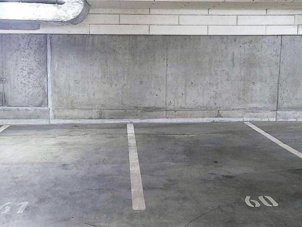 Prodej parkovacího stání Žižkov