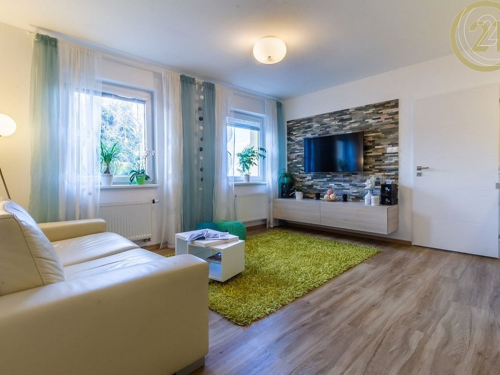 Pronájem bytu 2+kk 60 m², Praha