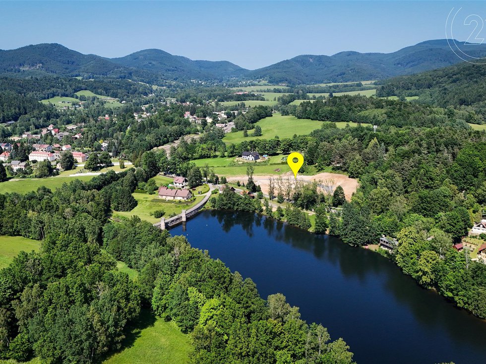 Prodej stavební parcely 1676 m², Mníšek