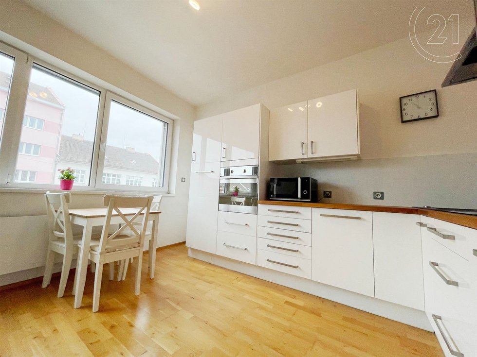 Prodej bytu 1+kk, garsoniery 37 m², Brno