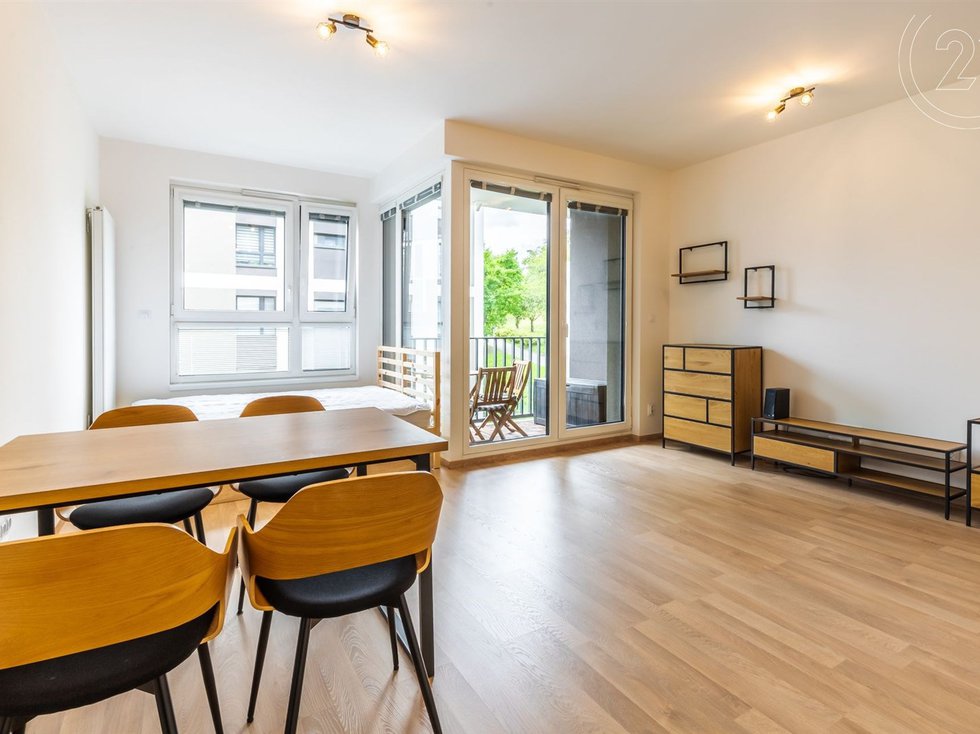 Pronájem bytu 1+kk, garsoniery 38 m², Praha