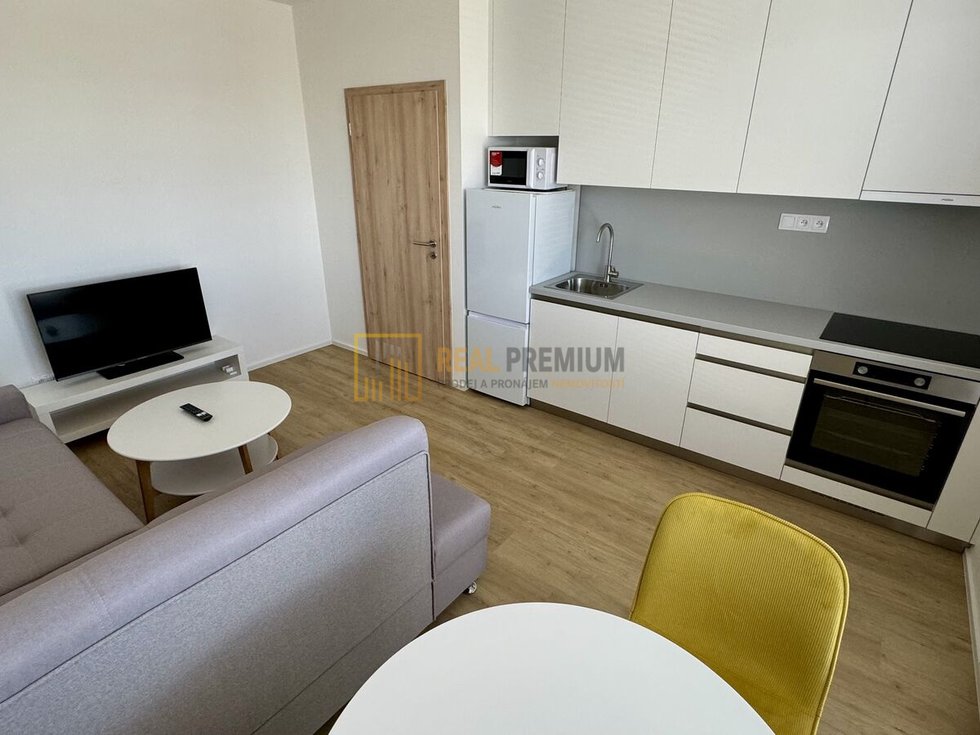 Pronájem bytu 2+kk 40 m², Uherský Brod