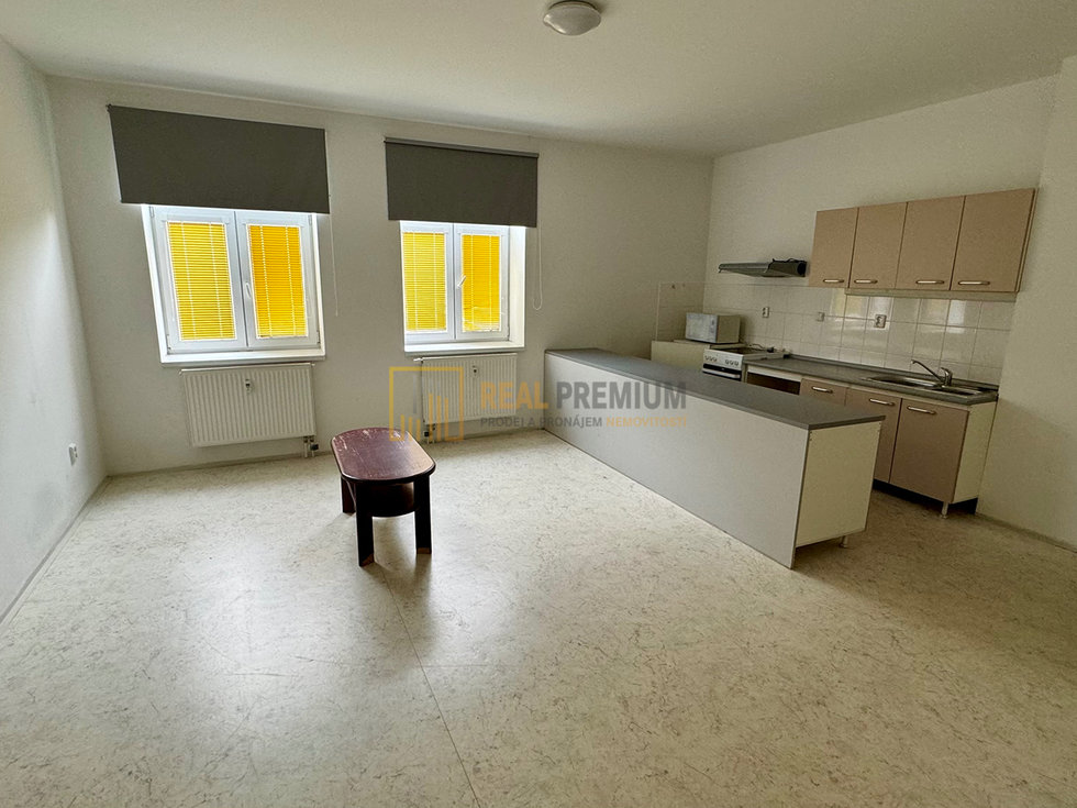 Pronájem bytu 1+kk, garsoniery 45 m², Valašské Klobouky