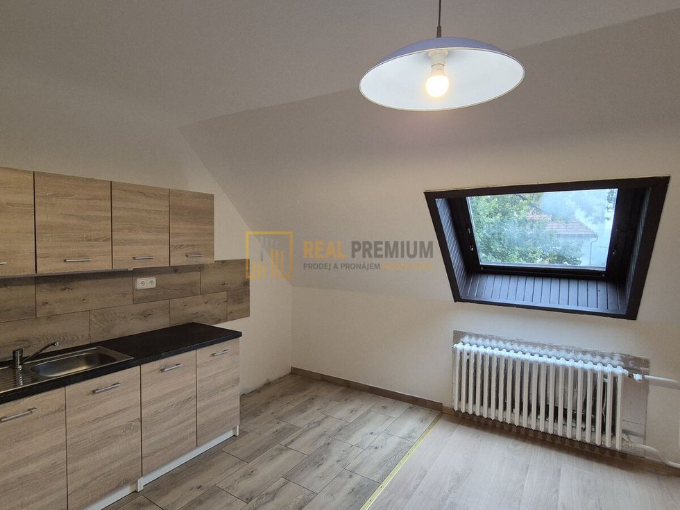 Pronájem bytu 2+kk 48 m², Uherský Brod