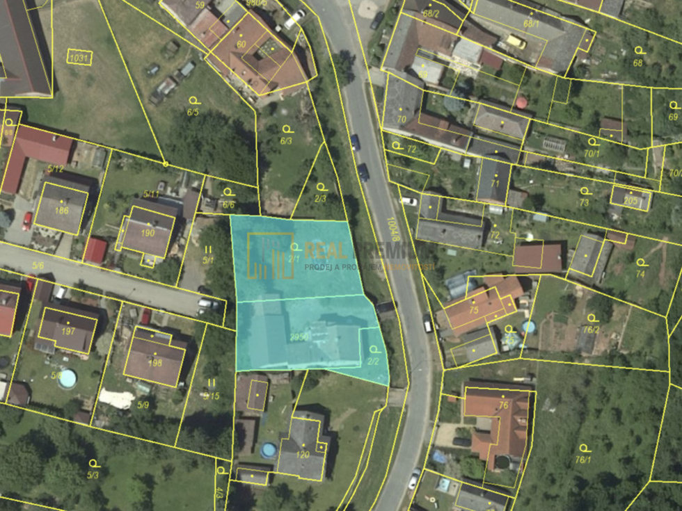 Prodej stavební parcely 1071 m², Biskupice