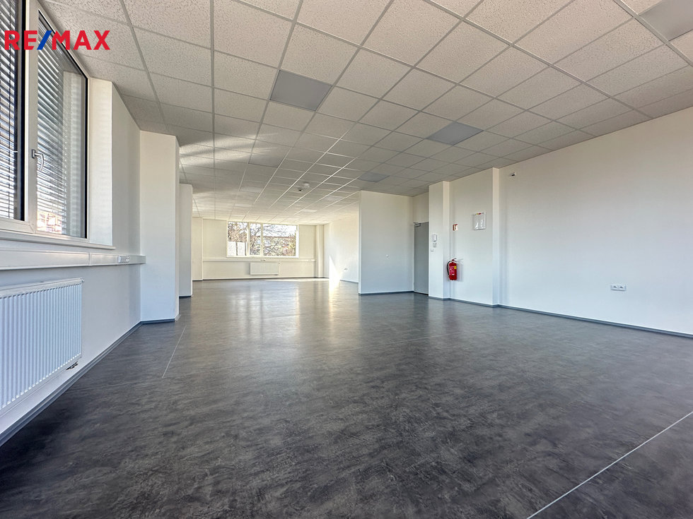 Pronájem kanceláře 95 m², Slavkov u Brna