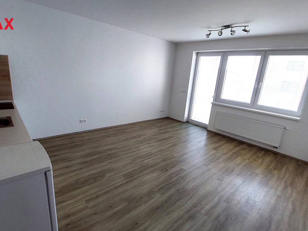 Pronájem bytu 1+kk, garsoniery 30 m², Slavkov u Brna