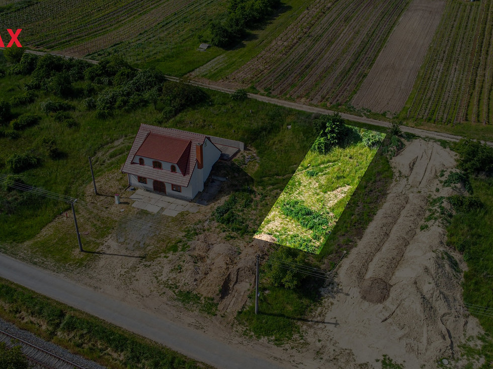 Pozemek č. 1 = 330 m2