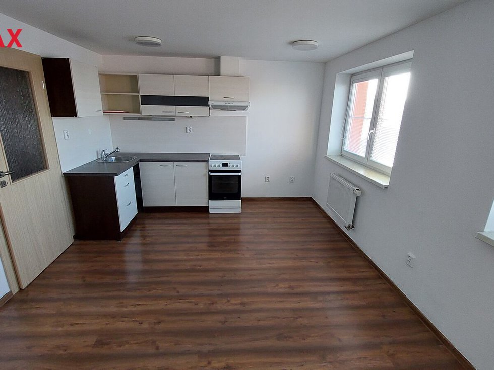 Pronájem bytu 2+kk 45 m², Rousínov