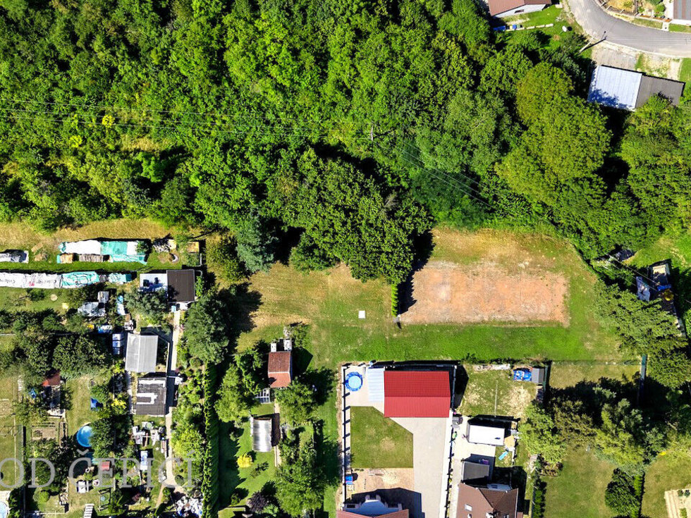 Prodej stavební parcely 1438 m², Nová Ves