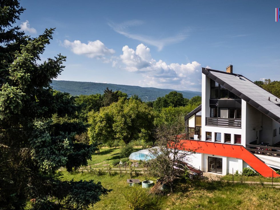 Prodej vily 343 m², Černošice