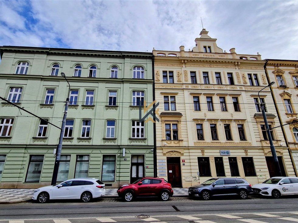 Pronájem obchodu 285 m², Praha