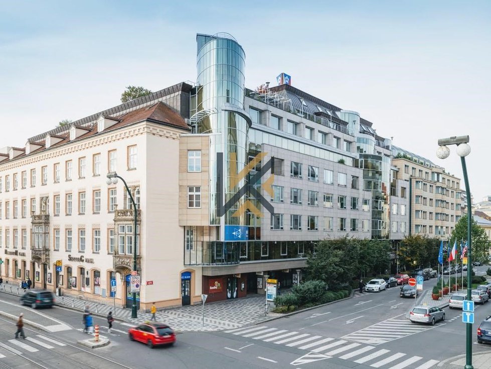 Pronájem kanceláře 2150 m², Praha