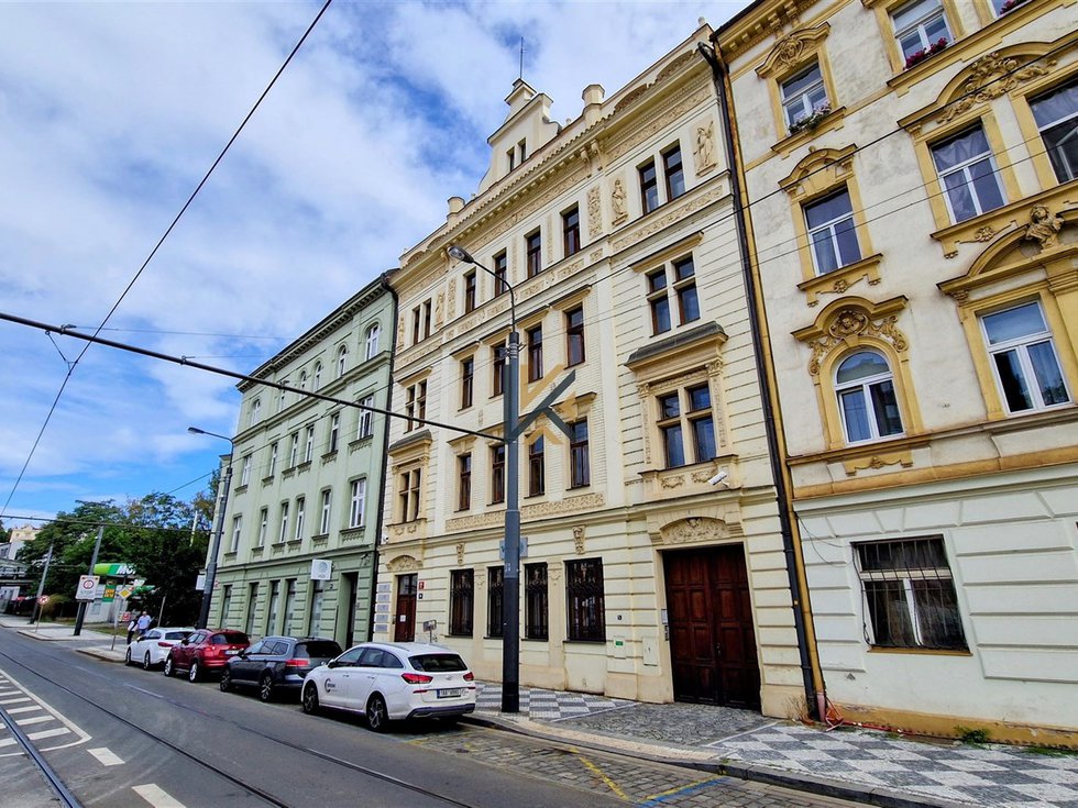 Pronájem kanceláře 110 m², Praha