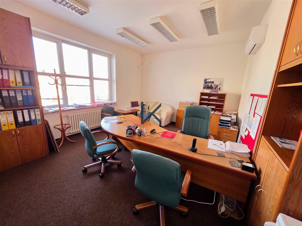 Pronájem kanceláře 35 m², Praha