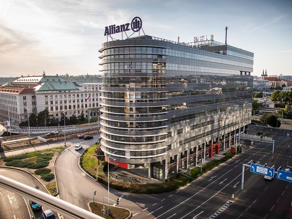 Pronájem kanceláře 1330 m², Praha