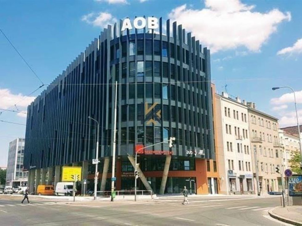 Pronájem kanceláře 120 m², Praha