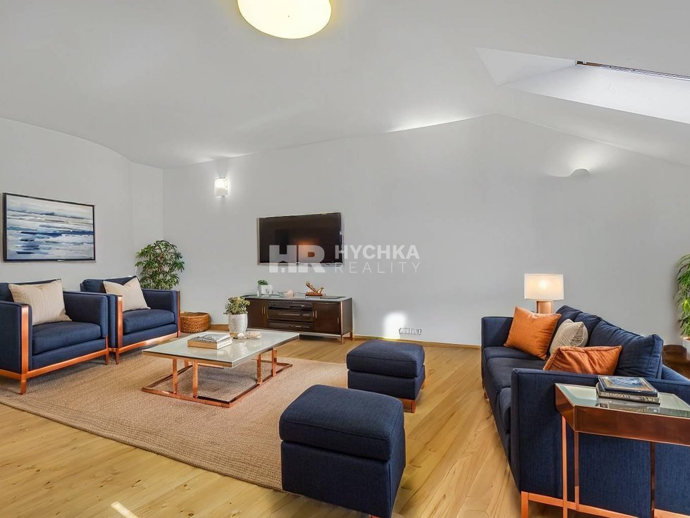 Prodej bytu 4+kk 111 m², Praha