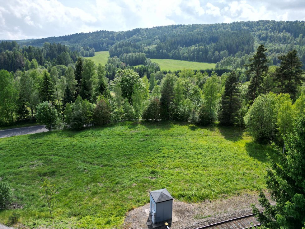 Prodej stavební parcely 2749 m², Chvaleč
