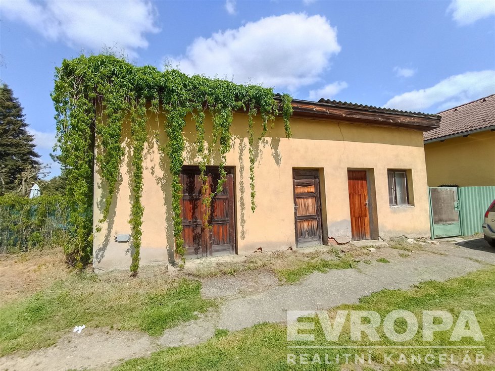 Prodej skladu 27 m², Strunkovice nad Blanicí