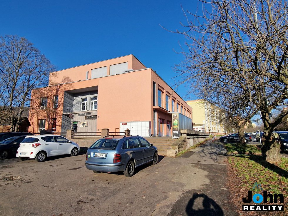 Pronájem restaurace 1000 m², Most