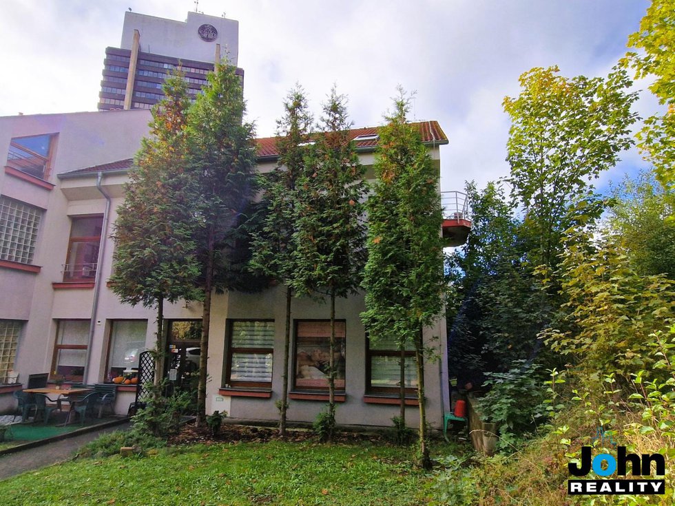 Prodej Ostatních komerčních prostor 400 m², Most