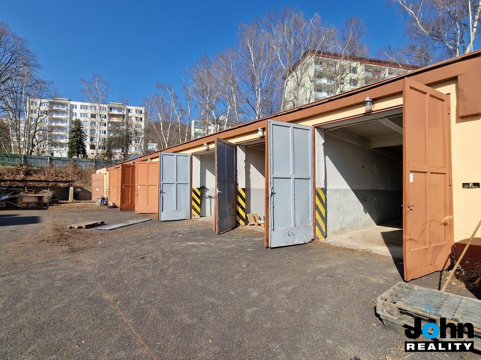 Pronájem garáže 30 m², Litvínov