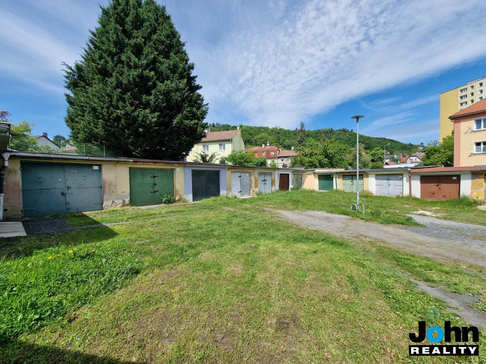 Prodej garáže 22 m², Most