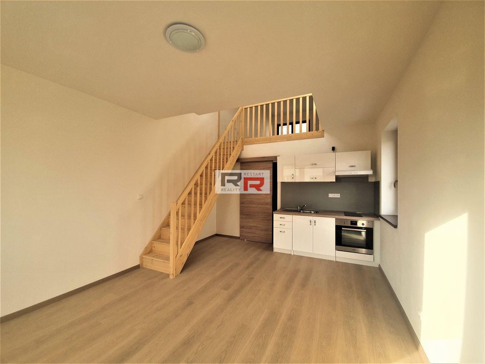 Pronájem bytu 1+kk, garsoniery 43 m², Šternberk