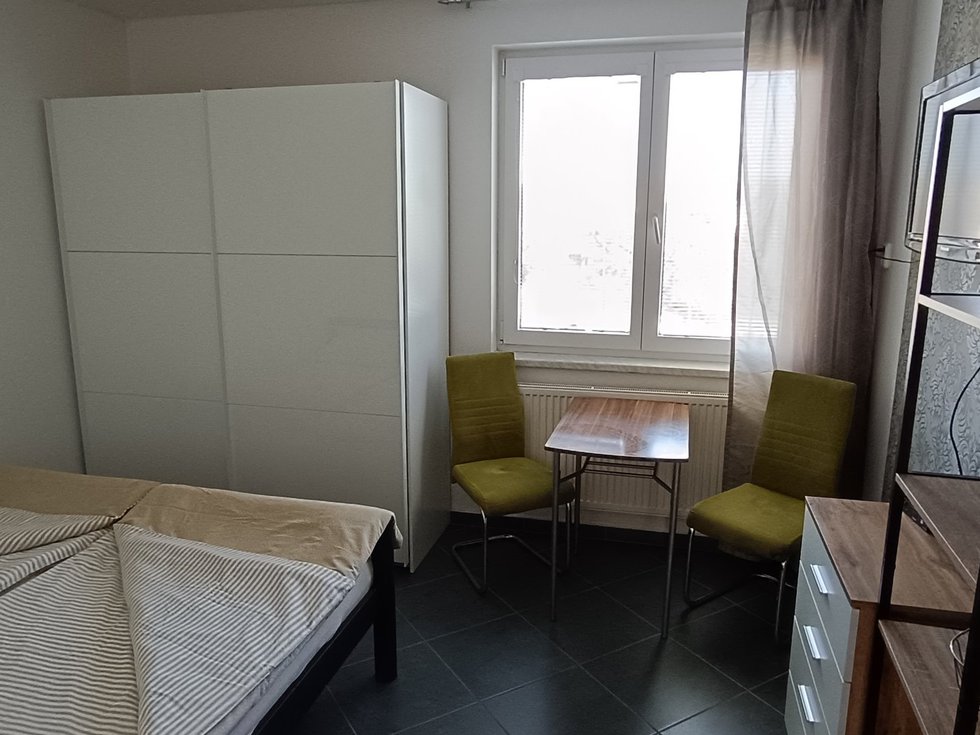 Pronájem bytu 1+kk, garsoniery 35 m², České Budějovice