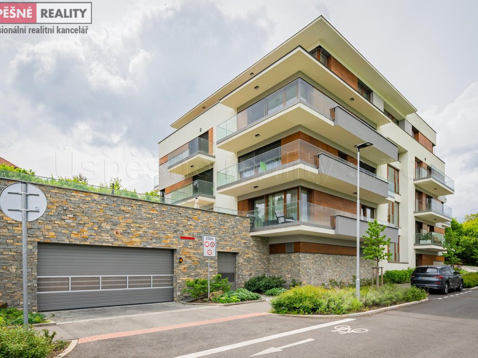Prodej bytu 1+kk, garsoniery 53 m², Praha