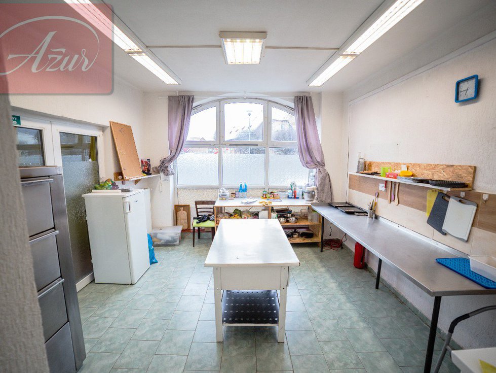 Pronájem obchodu 42 m², Teplice