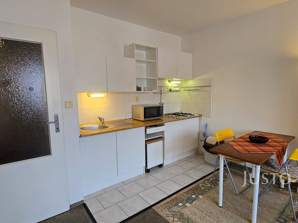 Pronájem bytu 1+kk, garsoniery 28 m², Písek