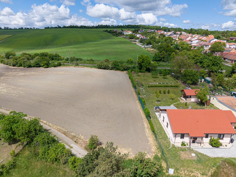 Prodej stavební parcely 993 m², Zbýšov