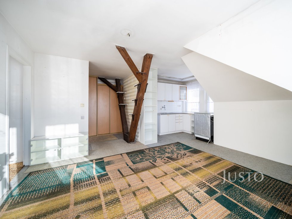 Prodej bytu 2+kk 53 m², Třeboň