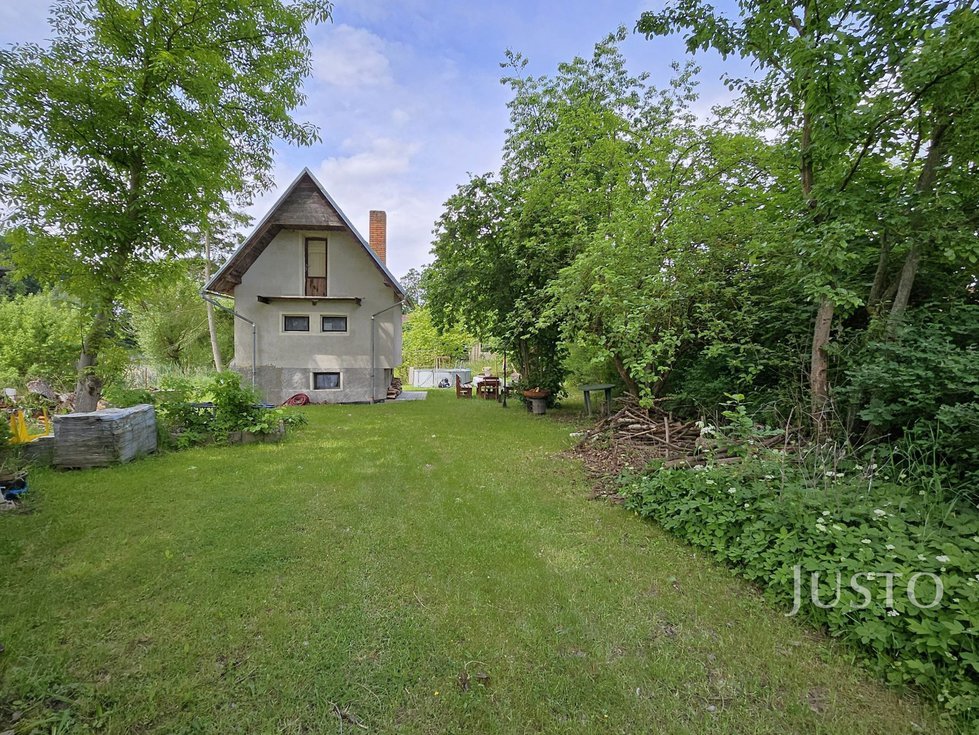Prodej chaty 32 m², Osek