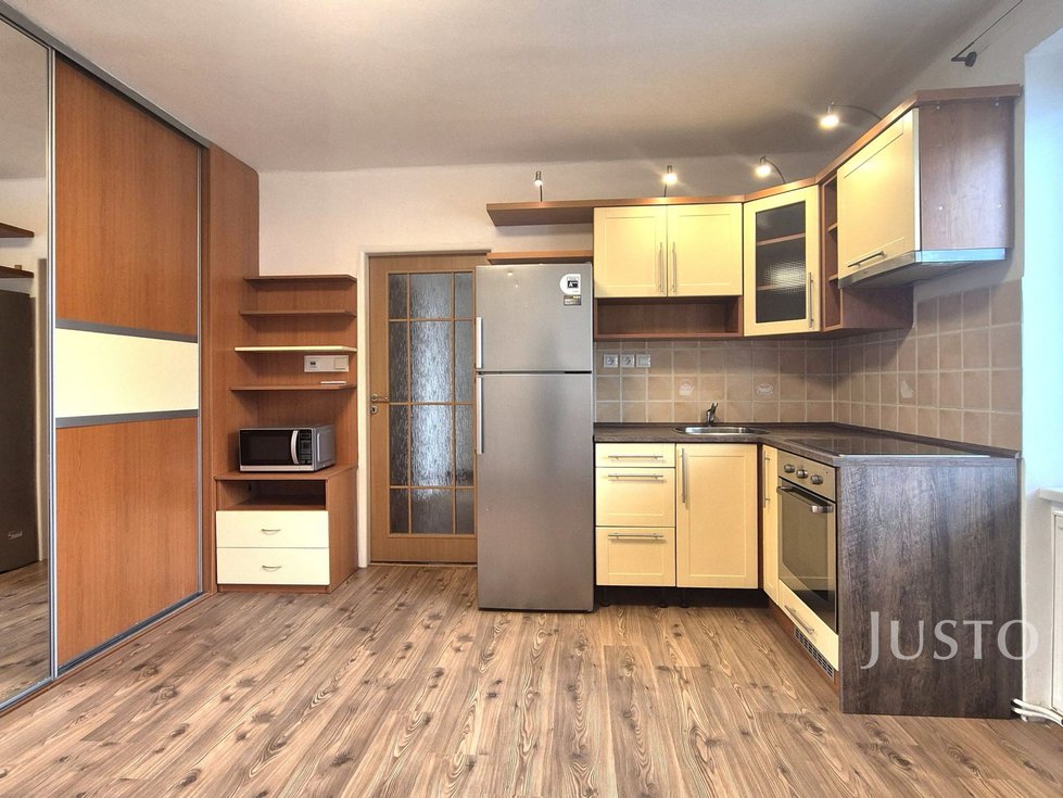 Pronájem bytu 2+kk 32 m², Písek