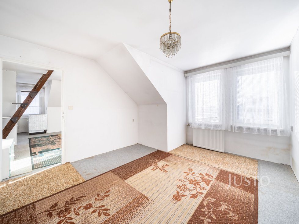 Prodej bytu 2+kk 53 m², Třeboň