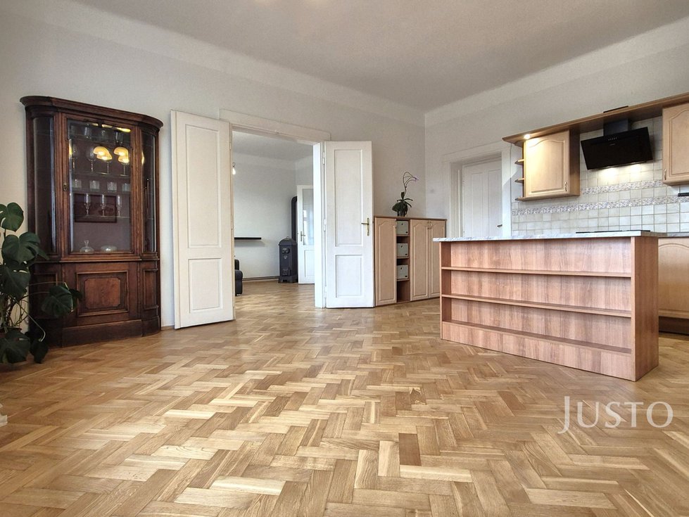 Pronájem bytu 4+1 132 m², Písek