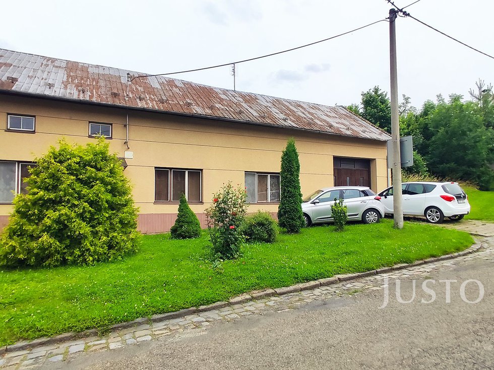 Prodej chalupy 80 m², Soběsuky