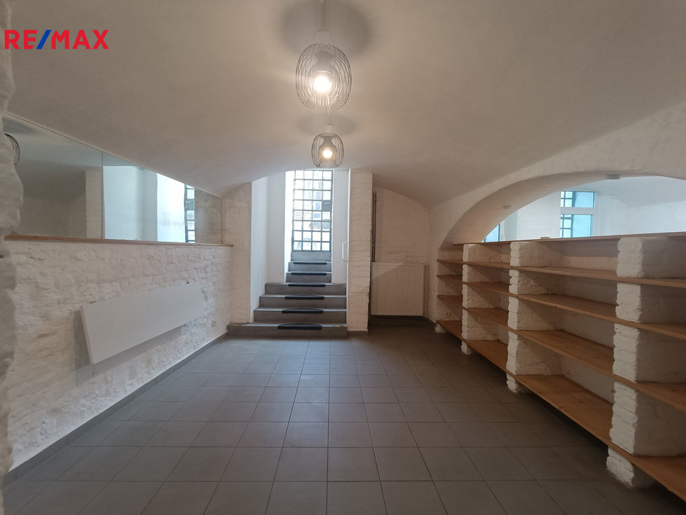 Pronájem obchodu 53 m², Praha
