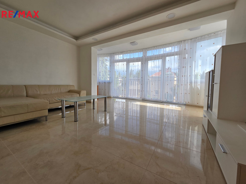 Pronájem bytu 3+kk 73 m², Praha