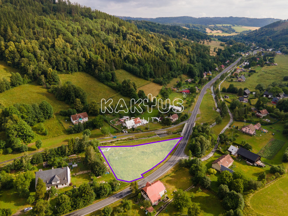 Prodej stavební parcely 2693 m², Holčovice