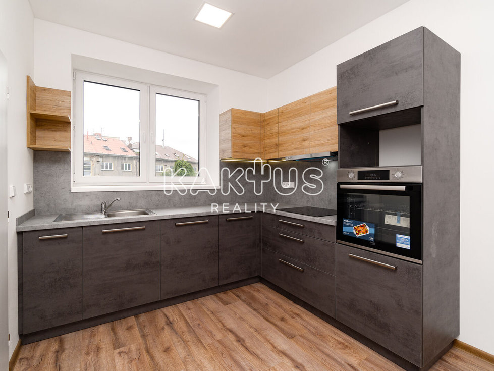 Pronájem bytu 2+1 81 m², Ostrava