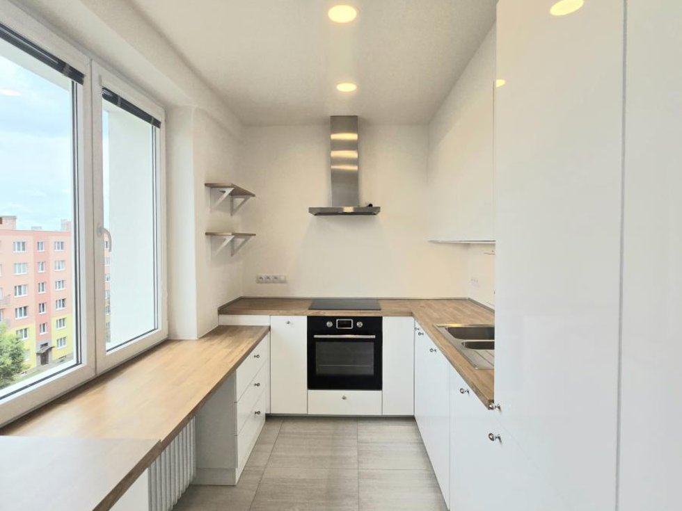 Pronájem bytu 2+1 53 m², Plzeň