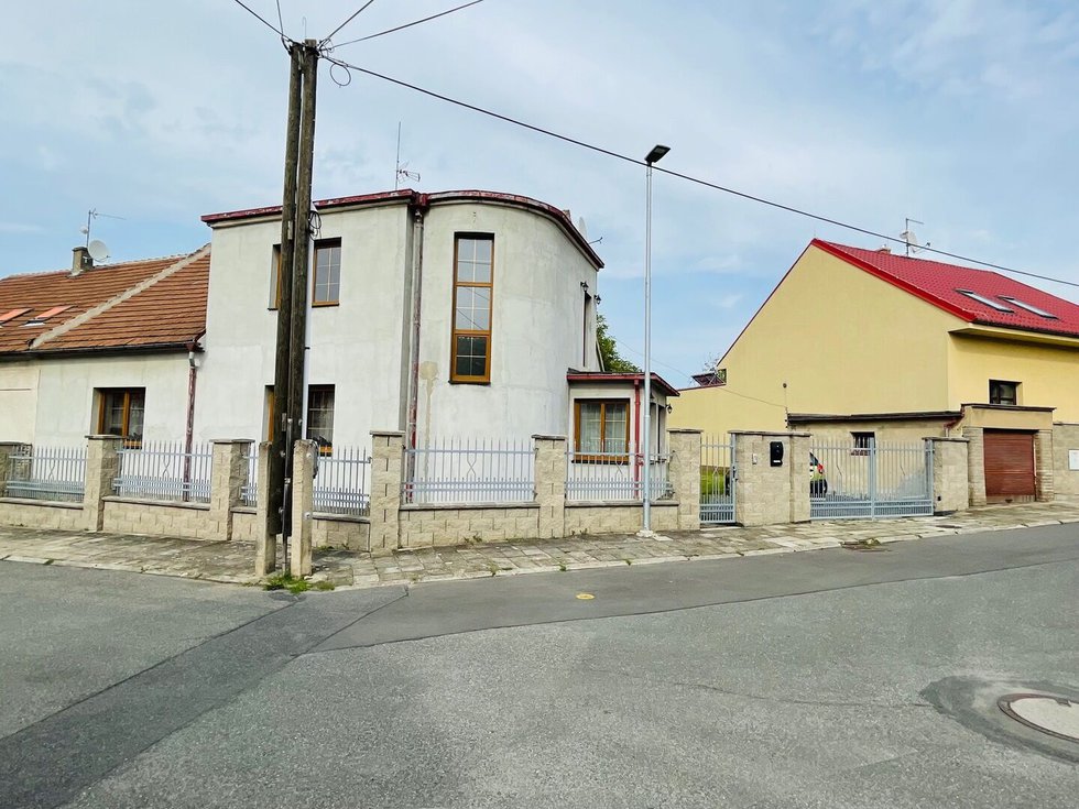 Pronájem rodinného domu 100 m², Kladno