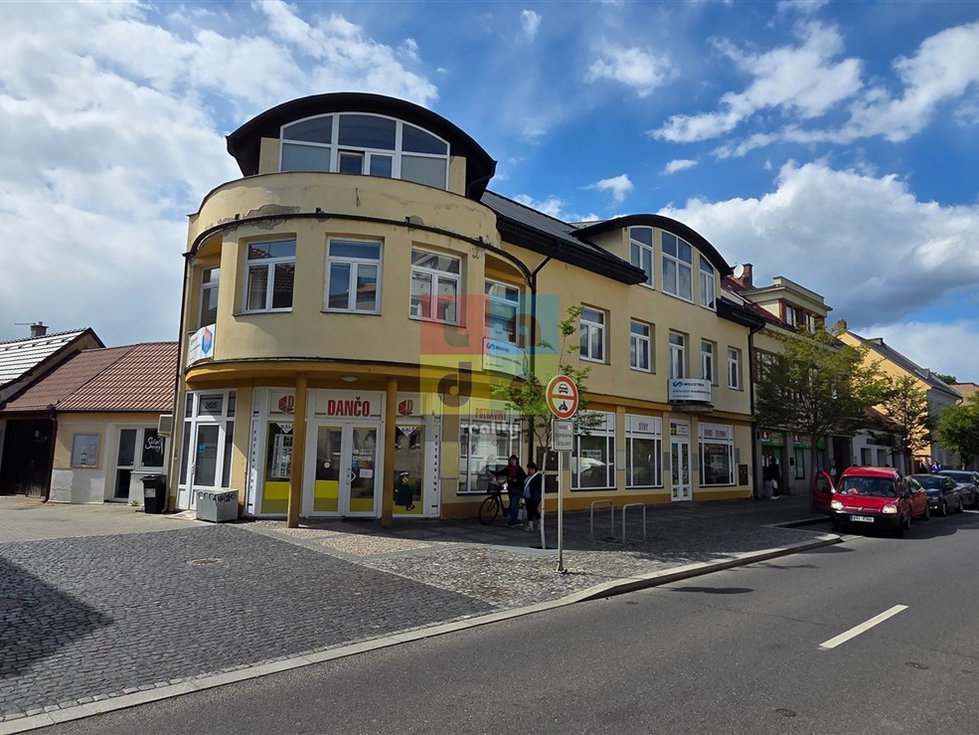Pronájem obchodu 125 m², Lysá nad Labem