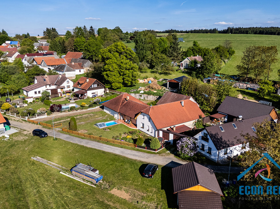 Prodej hotelu, penzionu 140 m², Černovice